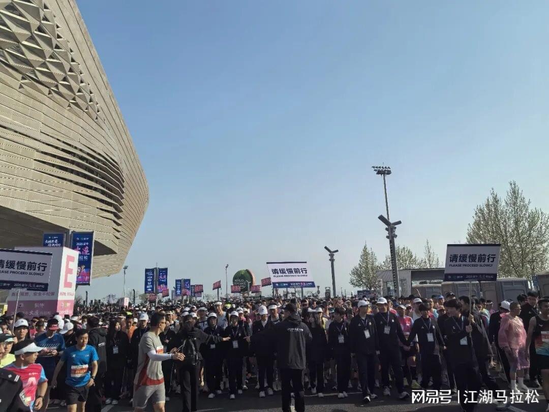 皮埃尔·萨热空降水晶宫:从法国杯荣耀到欧联杯新征途