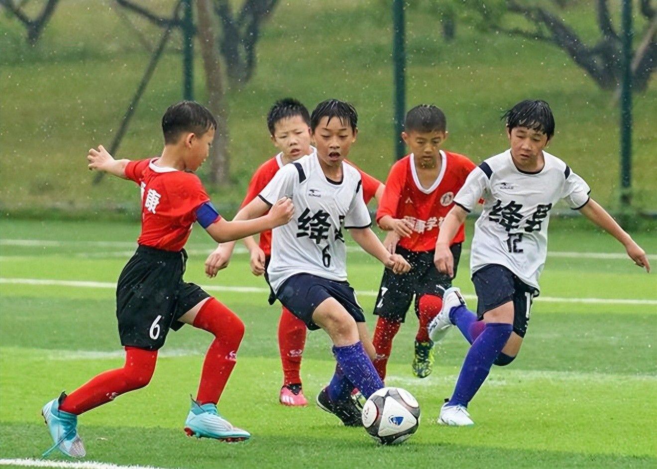 阿莫林成AC米兰新帅头号热门